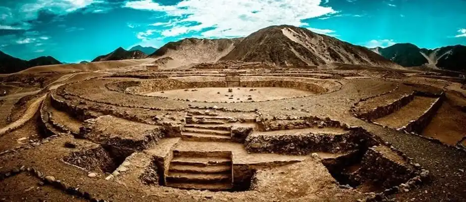 Sitio Arqueológico de Caral